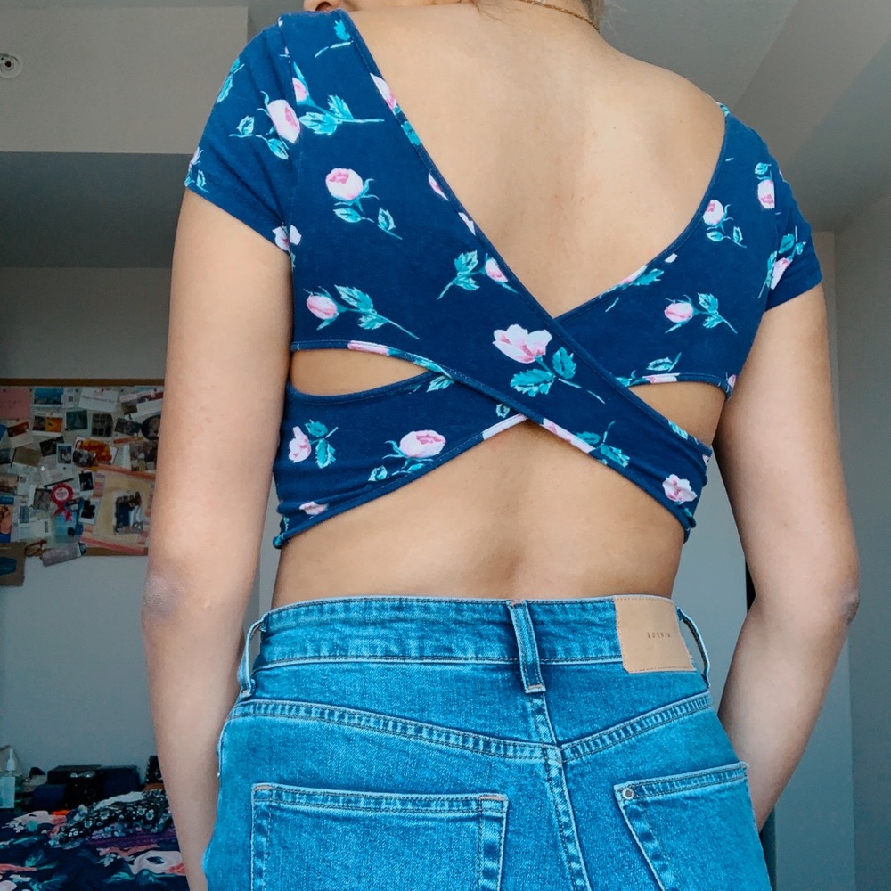 Floral printed crop top
